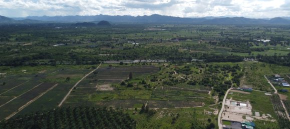  Commercial property in Hua Hin, Thailand No. 6675 14