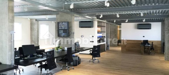 5 rooms Office in Pordenone, Italy No. 317468 6