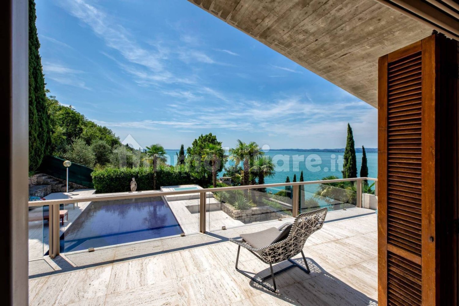 Villa de 3 dormitorios en Torri del Benaco, Italy No. 60386