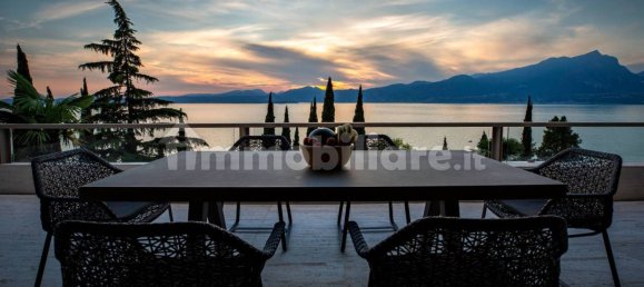 Villa de 3 dormitorios en Torri del Benaco, Italy No. 60386 28