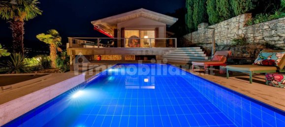 Villa de 3 dormitorios en Torri del Benaco, Italy No. 60386 3