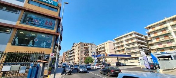 Imóvel comercial de 1 divisão em Messina, Italy N.º 83806 13