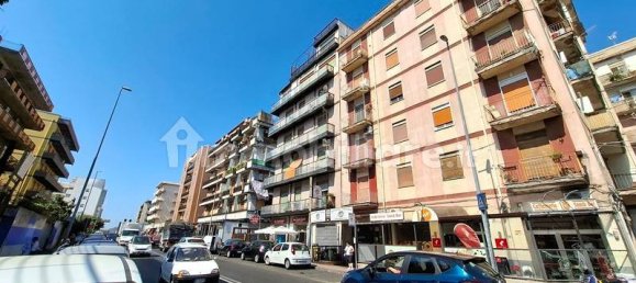 Imóvel comercial de 1 divisão em Messina, Italy N.º 83806 4