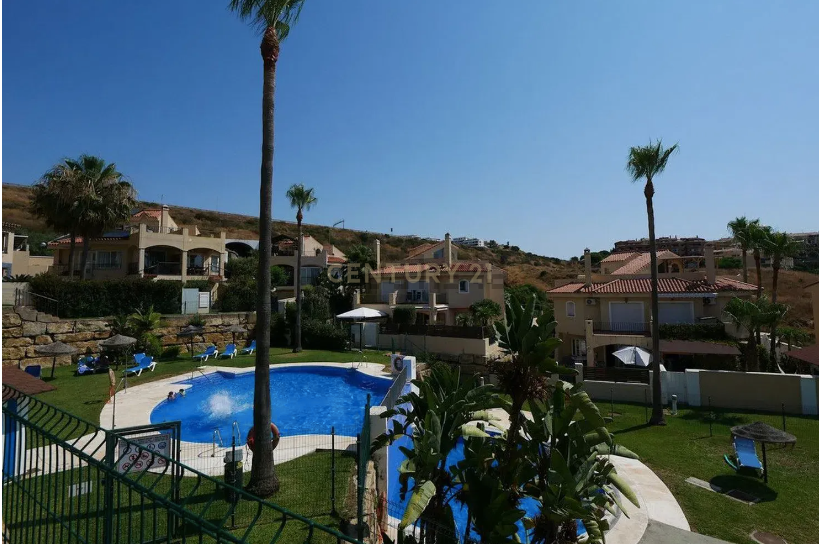 Casa de 4 dormitorios en Mijas, Spain No. 186235