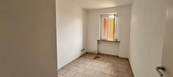 3 rooms Apartment in Cilavegna, Italy No. 143064 10