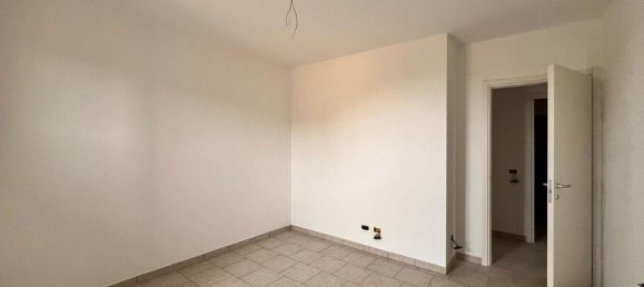 3 rooms Apartment in Cilavegna, Italy No. 143064 20