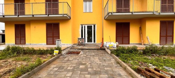 3 rooms Apartment in Cilavegna, Italy No. 143064 21