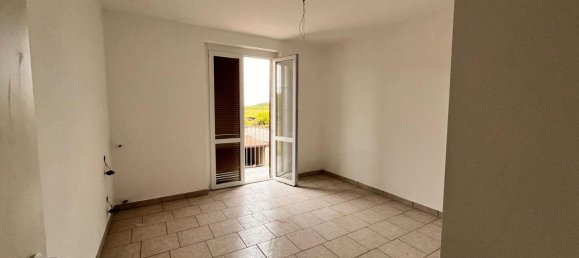 3 rooms Apartment in Cilavegna, Italy No. 143064 9