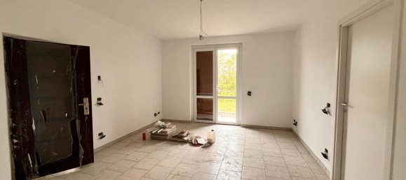 3 rooms Apartment in Cilavegna, Italy No. 143064 18