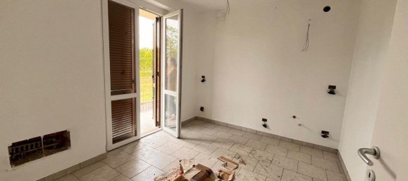 3 rooms Apartment in Cilavegna, Italy No. 143064 17