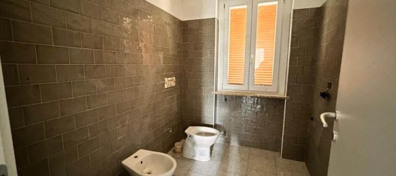 3 rooms Apartment in Cilavegna, Italy No. 143064 7