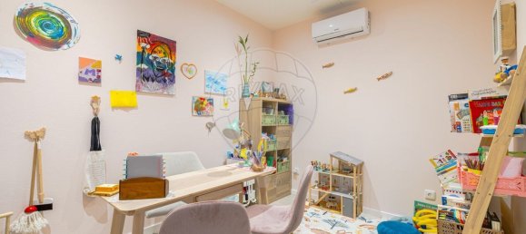 86m² Commercial property in Lisbon, Portugal No. 52327 16