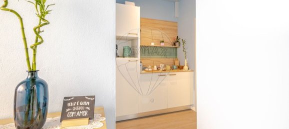 86m² Commercial property in Lisbon, Portugal No. 52327 13