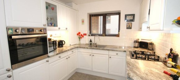 2 bedrooms Apartment in Beckenham, United Kingdom No. 1102 8