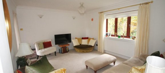 2 bedrooms Apartment in Beckenham, United Kingdom No. 1102 2