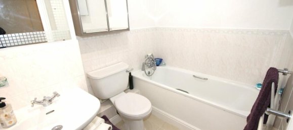 2 bedrooms Apartment in Beckenham, United Kingdom No. 1102 6