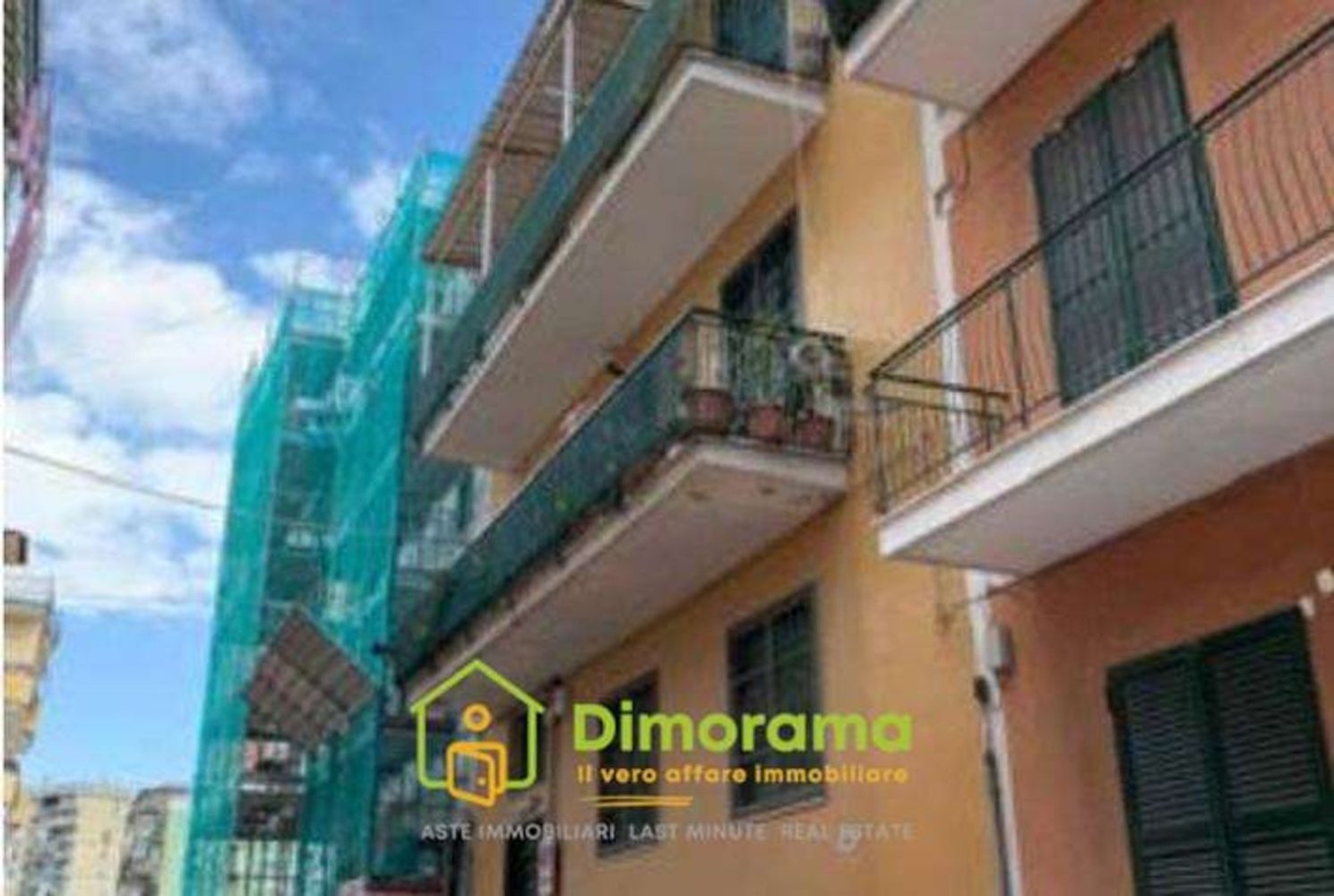 4غرفة شقة في Naples, Italy رقم 10943