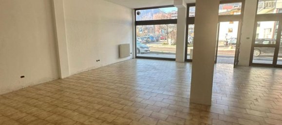 Gewerbliche Immobilie in Trento, Italy 99m², Nr. 90215 4