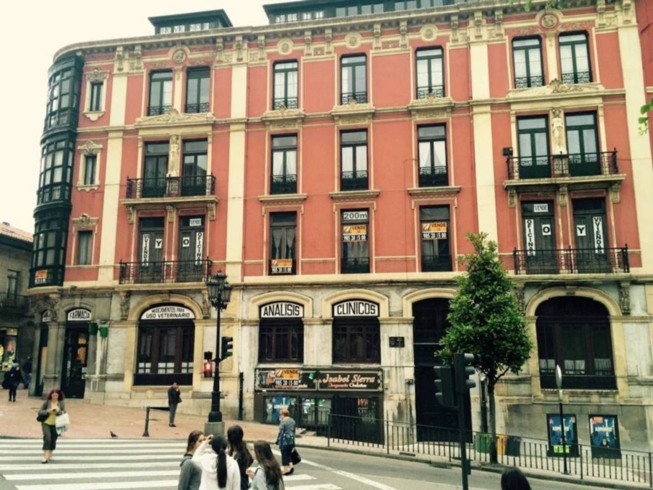 Коммерческая недвижимость 56м² в Овьедо, Испания № 248979