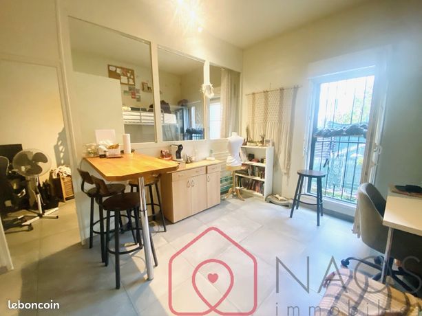 Apartamento de 1 dormitorio en Colombes, France No. 304099