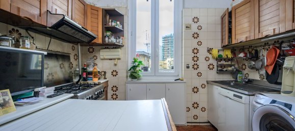 6 rooms House in Genoa, Italy No. 16208 39