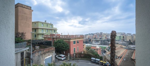 6 rooms House in Genoa, Italy No. 16208 10