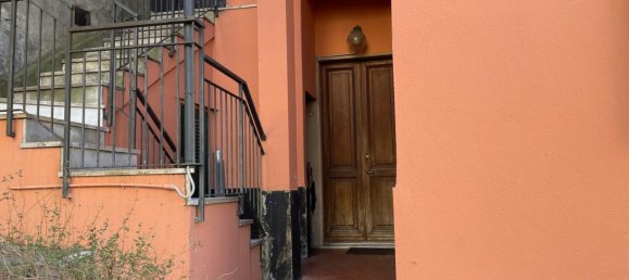 6 rooms House in Genoa, Italy No. 16208 4