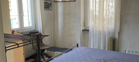 6 rooms House in Genoa, Italy No. 16208 2