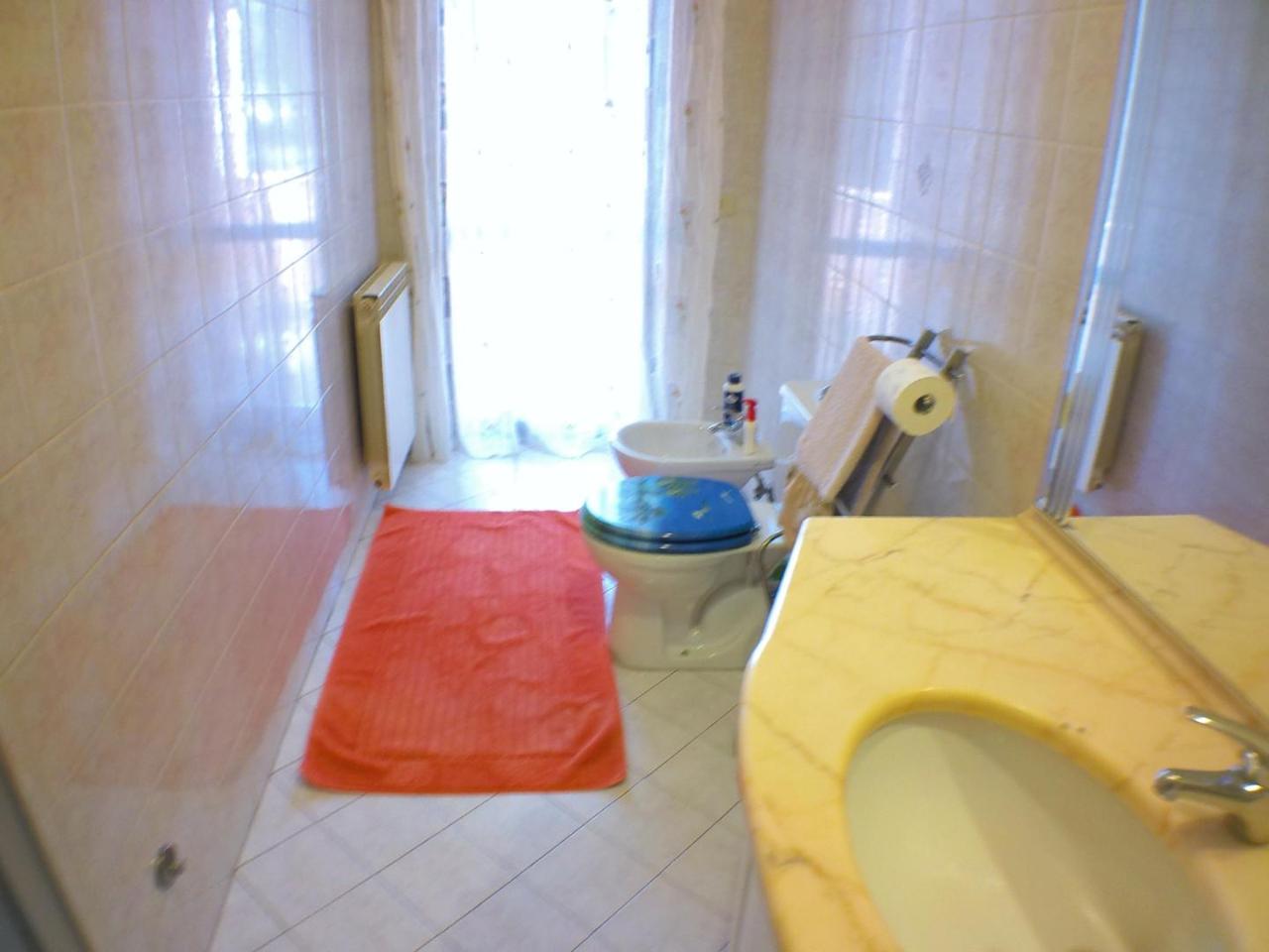 6-Zimmer Haus in Carrara, Italy, Nr. 128809