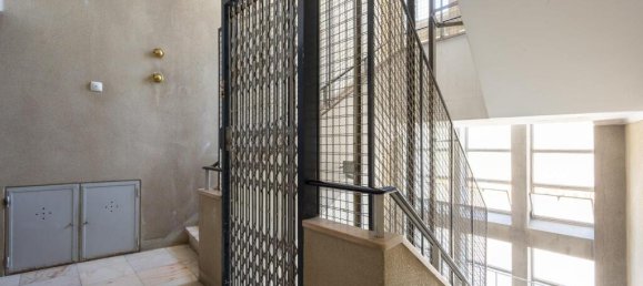 4 Schlafzimmer Wohnung in Lisbon, Portugal, Nr. 231745 13