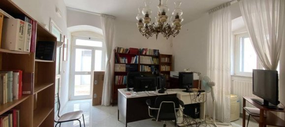 2-salle Appartement à Bari, Italy No. 36669 52