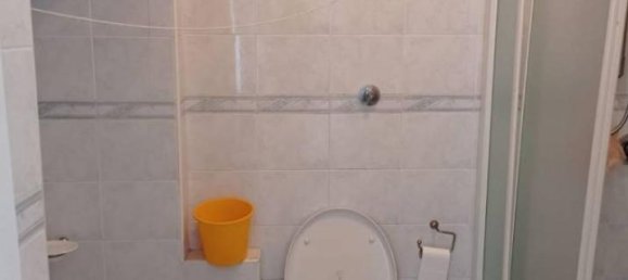 2-salle Appartement à Bari, Italy No. 36669 20