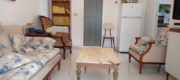 2-salle Appartement à Bari, Italy No. 36669 17