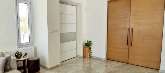 5 bedrooms Villa in Agios Athanasios, Cyprus No. 4554 9