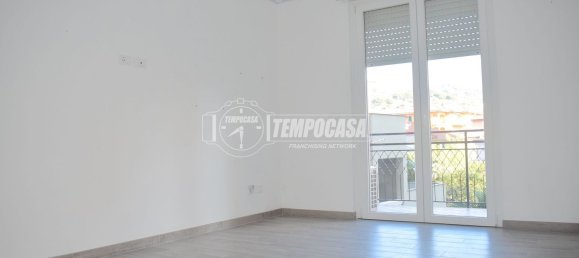 3غرفة شقة في Andora, Italy رقم 170806 4