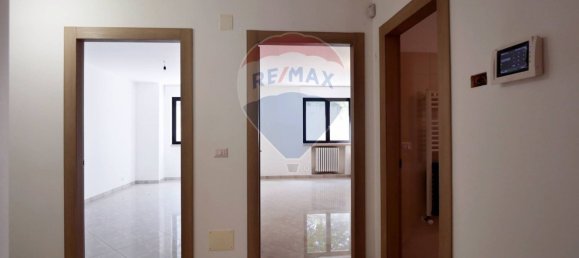 Büro in Bari, Italy 214m², Nr. 359256 3