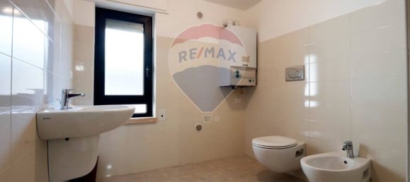 Büro in Bari, Italy 214m², Nr. 359256 14