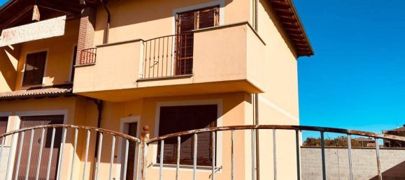 Villa de 3 dormitorios en Mortara, Italy No. 5509 2