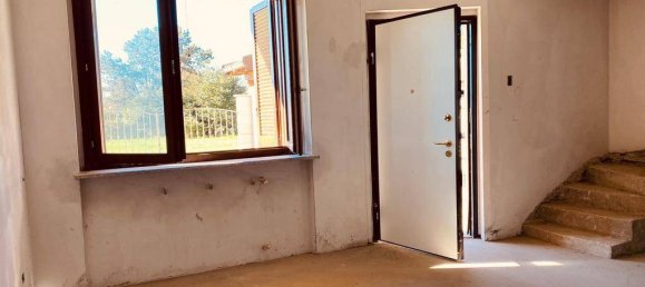 Villa de 3 dormitorios en Mortara, Italy No. 5509 4