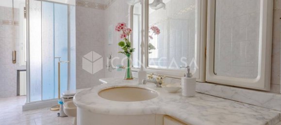 1 bedroom Apartment in Milan, Italy No. 290723 17