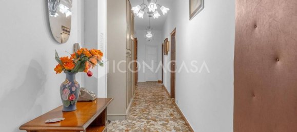 1 bedroom Apartment in Milan, Italy No. 290723 3