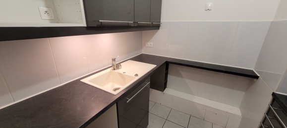 Apartamento de 1 dormitorio en Goussainville, France No. 169099 5