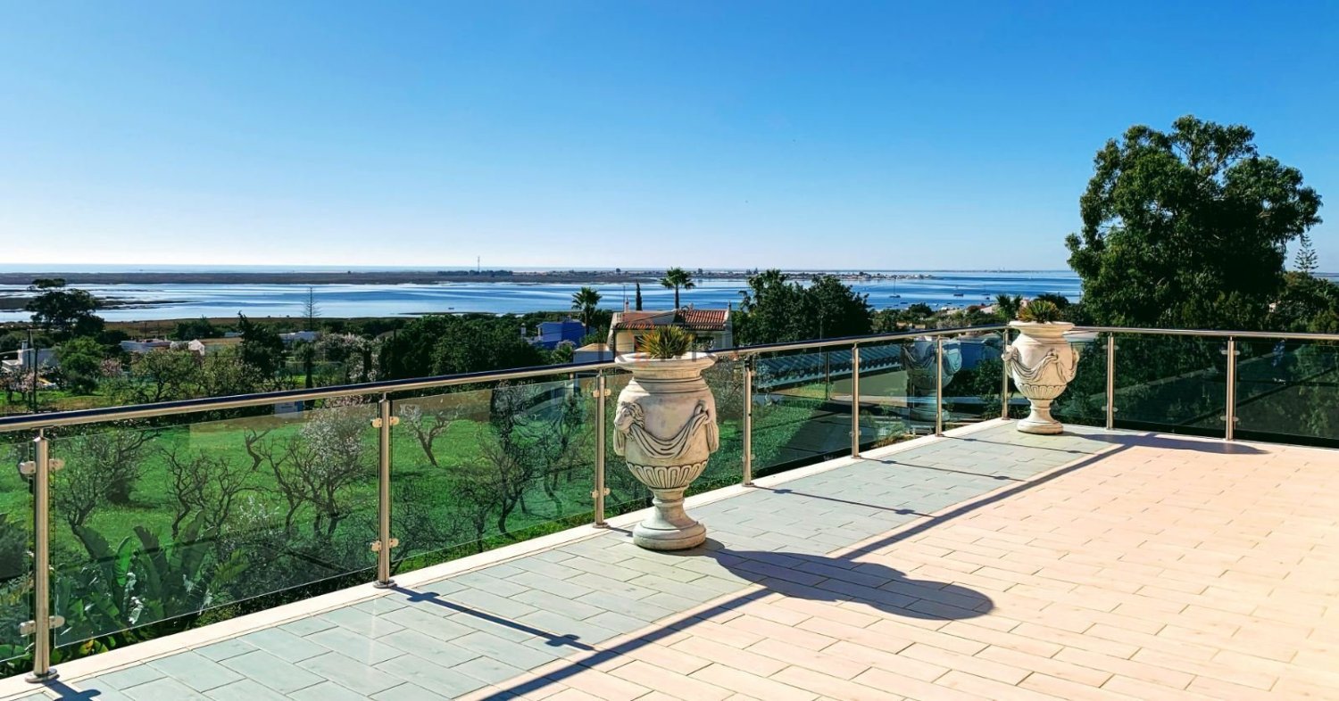 4 bedrooms Villa in Olhao, Portugal No. 90965