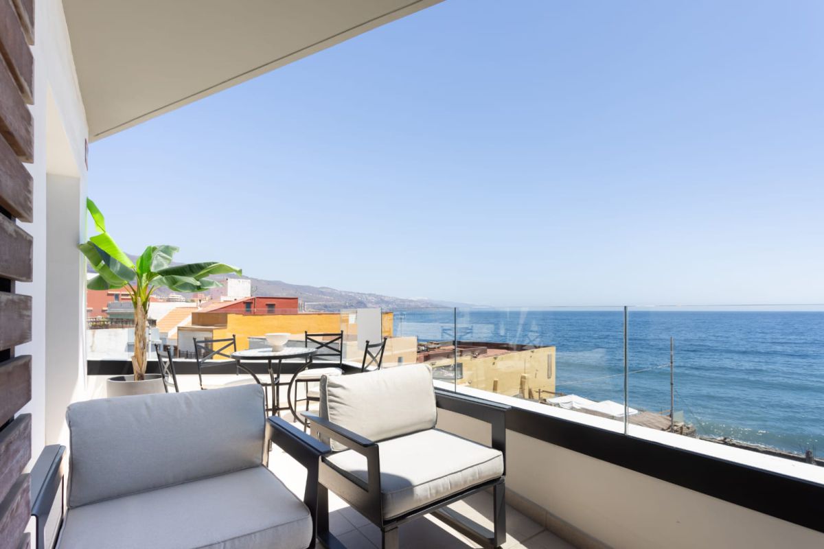 3 bedrooms Apartment in Candelaria, Spain No. 49598