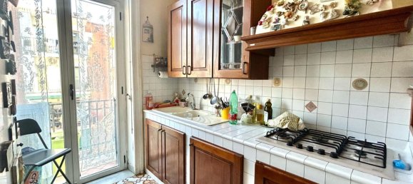 5 rooms Apartment in Portici, Italy No. 18150 7
