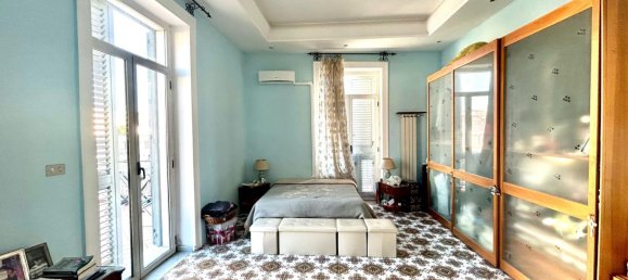 5 rooms Apartment in Portici, Italy No. 18150 14