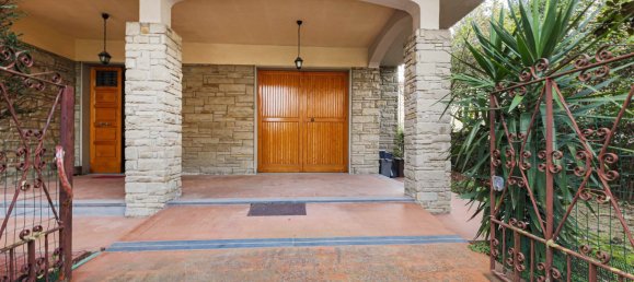 4 Schlafzimmer Villa in Empoli, Italy, Nr. 90481 2