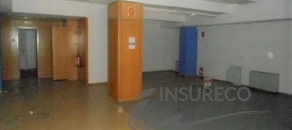 Propiedad comercial en León, Spain 219 m² No. 75239 4