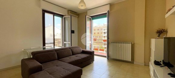 Apartamento de 2 dormitorios en Corsico, Italy No. 343510 3