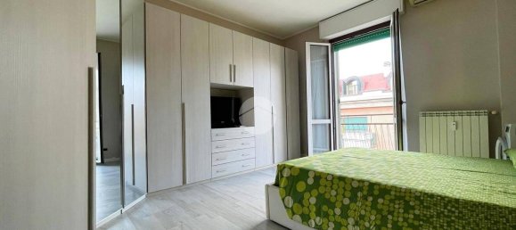 Apartamento de 2 dormitorios en Corsico, Italy No. 343510 7